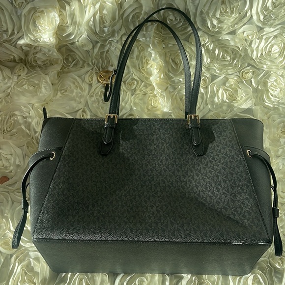Michael Kors tote shoulder bag - Picture 9 of 14